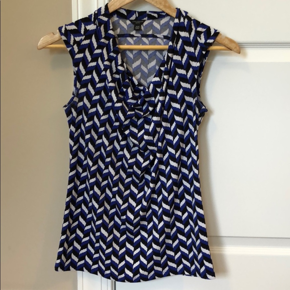 Ann Taylor geometric pattern top